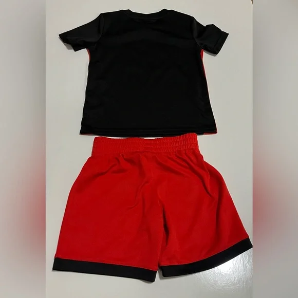 Puma Toddler Boys 2-Piece Athletic Set Red Black Logo Tee & Shorts Size 3T - Picture 5 of 9